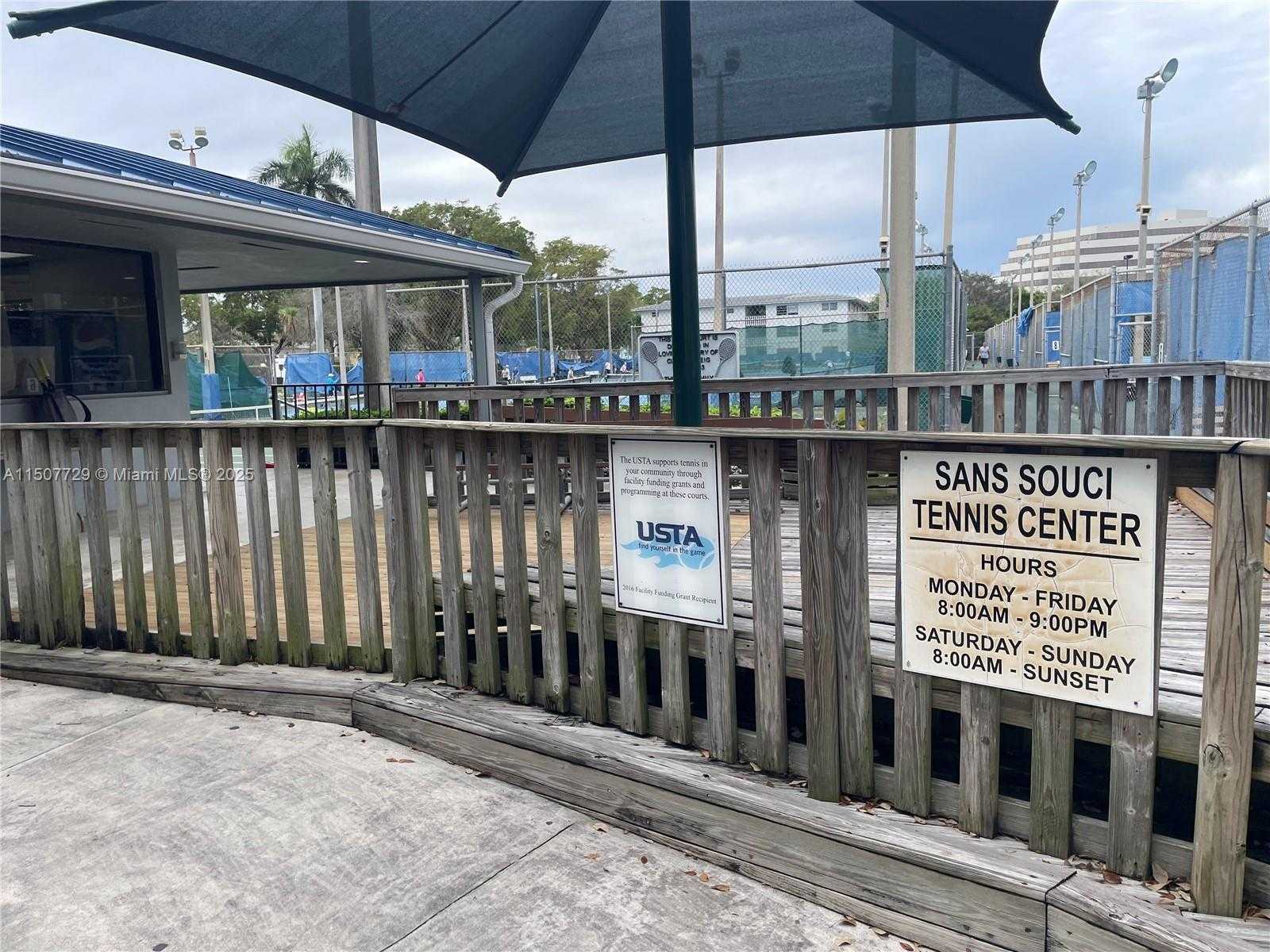 Small Image of 1800 SANS SOUCI BLVD #307, North Miami Number 40