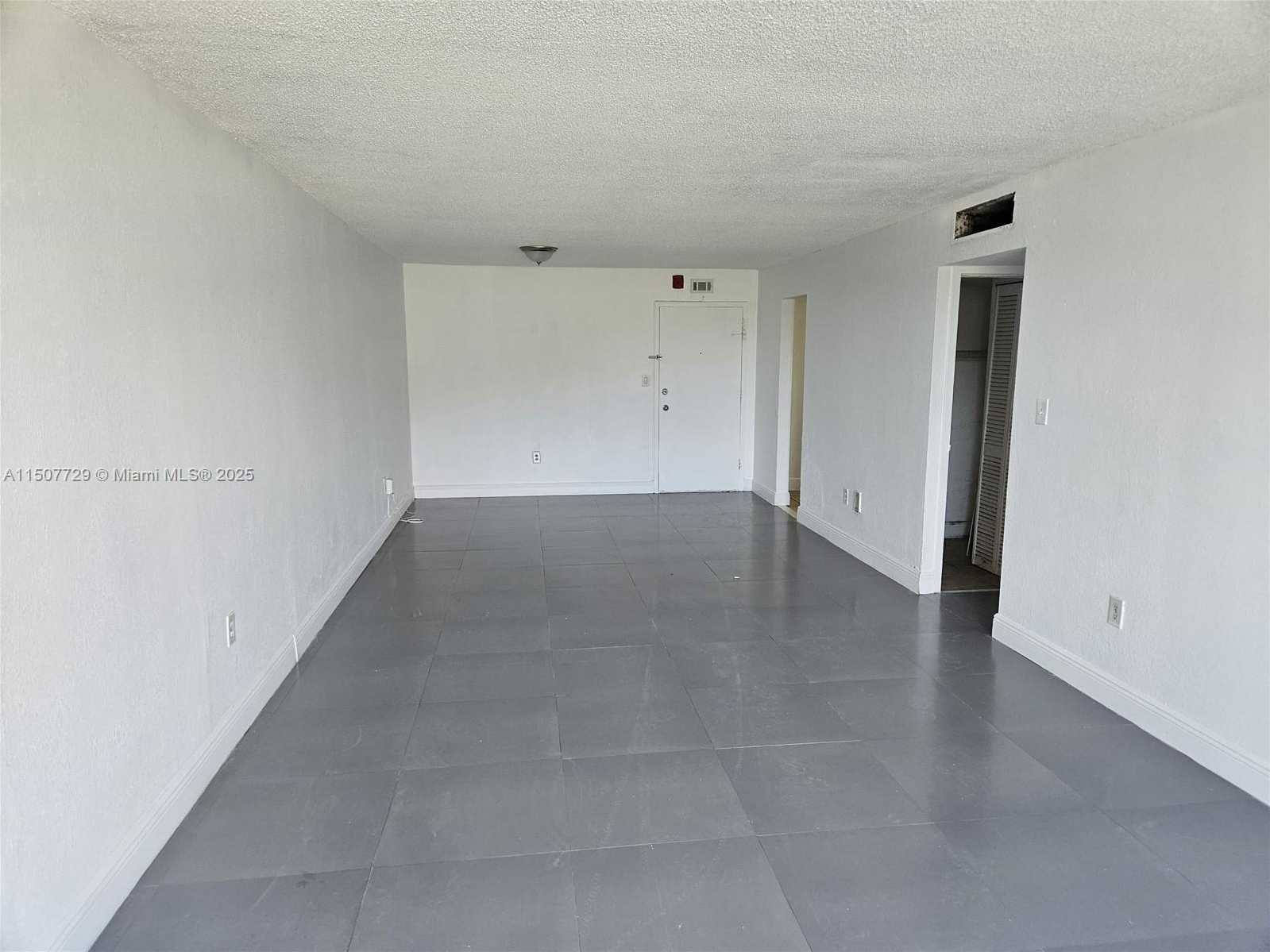 Small Image of 1800 SANS SOUCI BLVD #307, North Miami Number 6