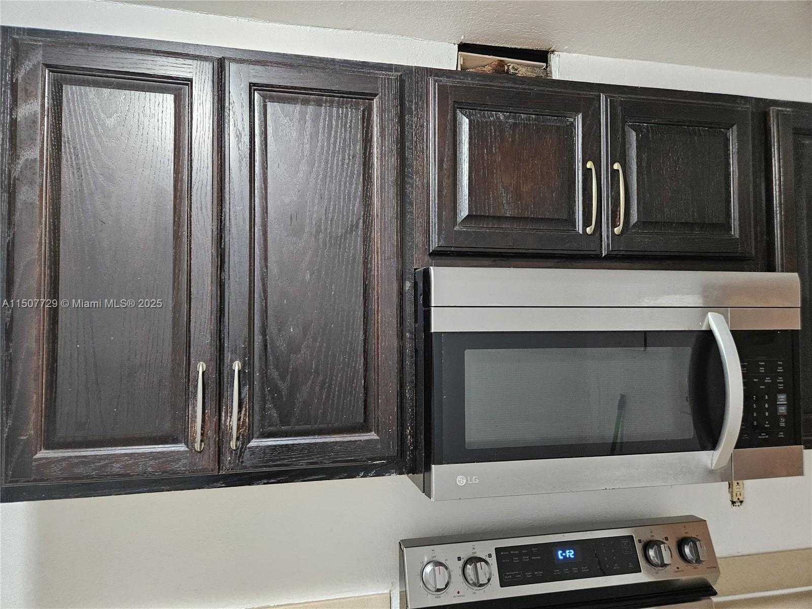 Small Image of 1800 SANS SOUCI BLVD #307, North Miami Number 9