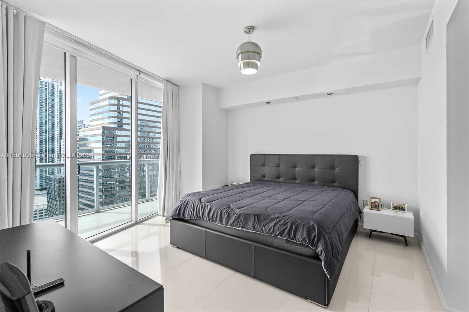 Small Image of 495 BRICKELL AVE #2603, Miami Number 22