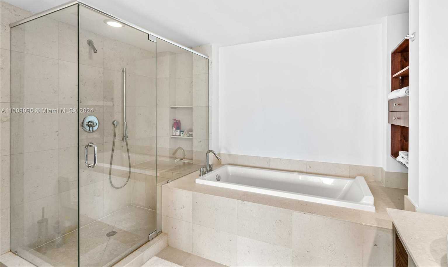 Small Image of 495 BRICKELL AVE #2603, Miami Number 29