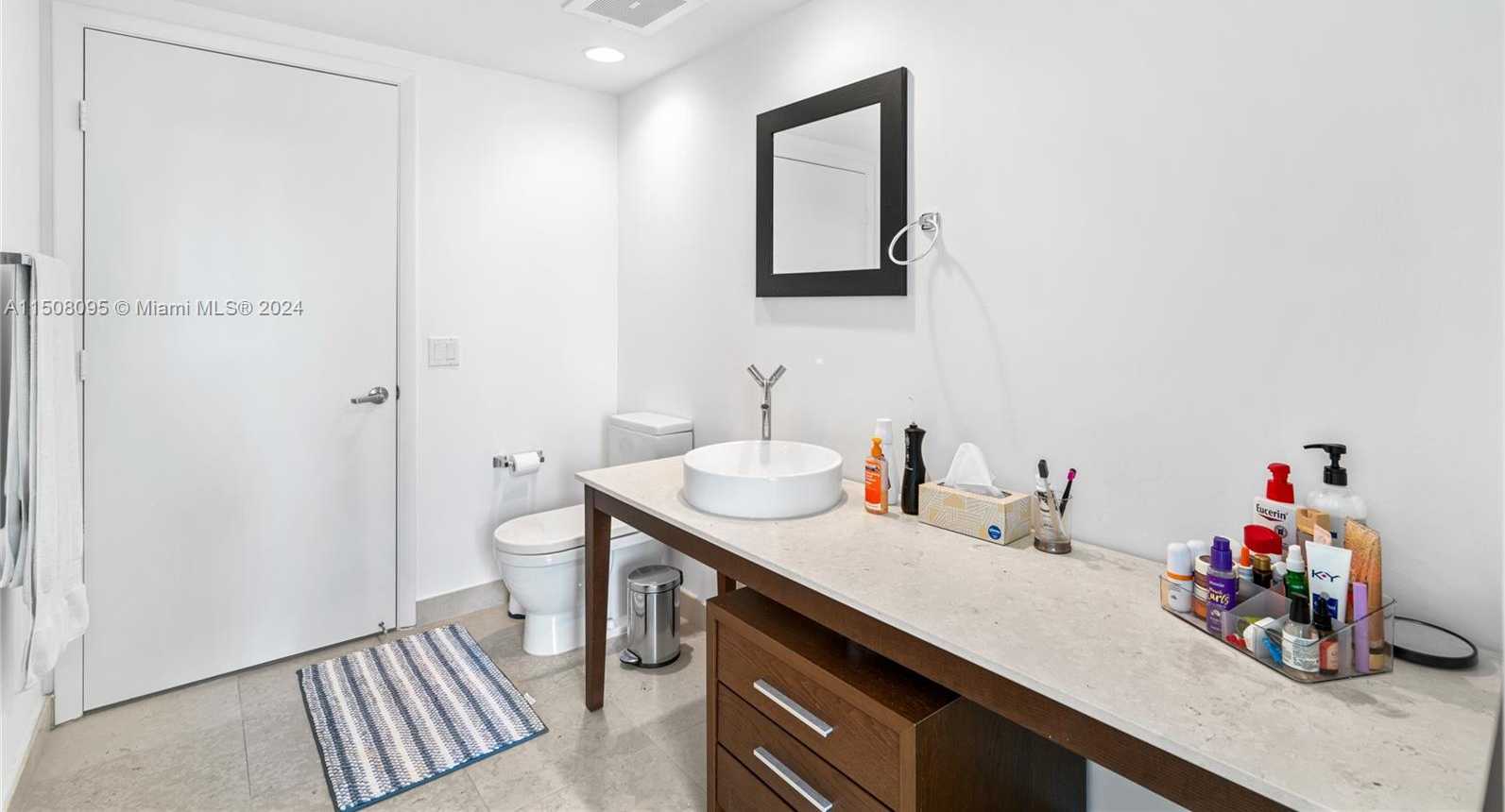 Small Image of 495 BRICKELL AVE #2603, Miami Number 33