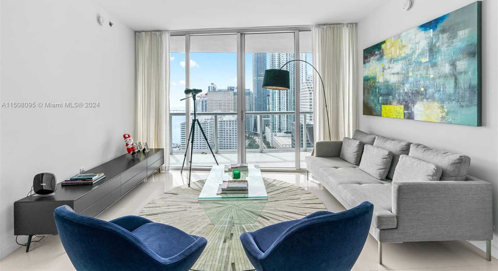 Small Image of 495 BRICKELL AVE #2603, Miami Number 6