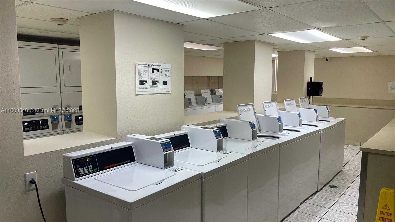 Small Image of 1805 SANS SOUCI BLVD #302, North Miami Number 34