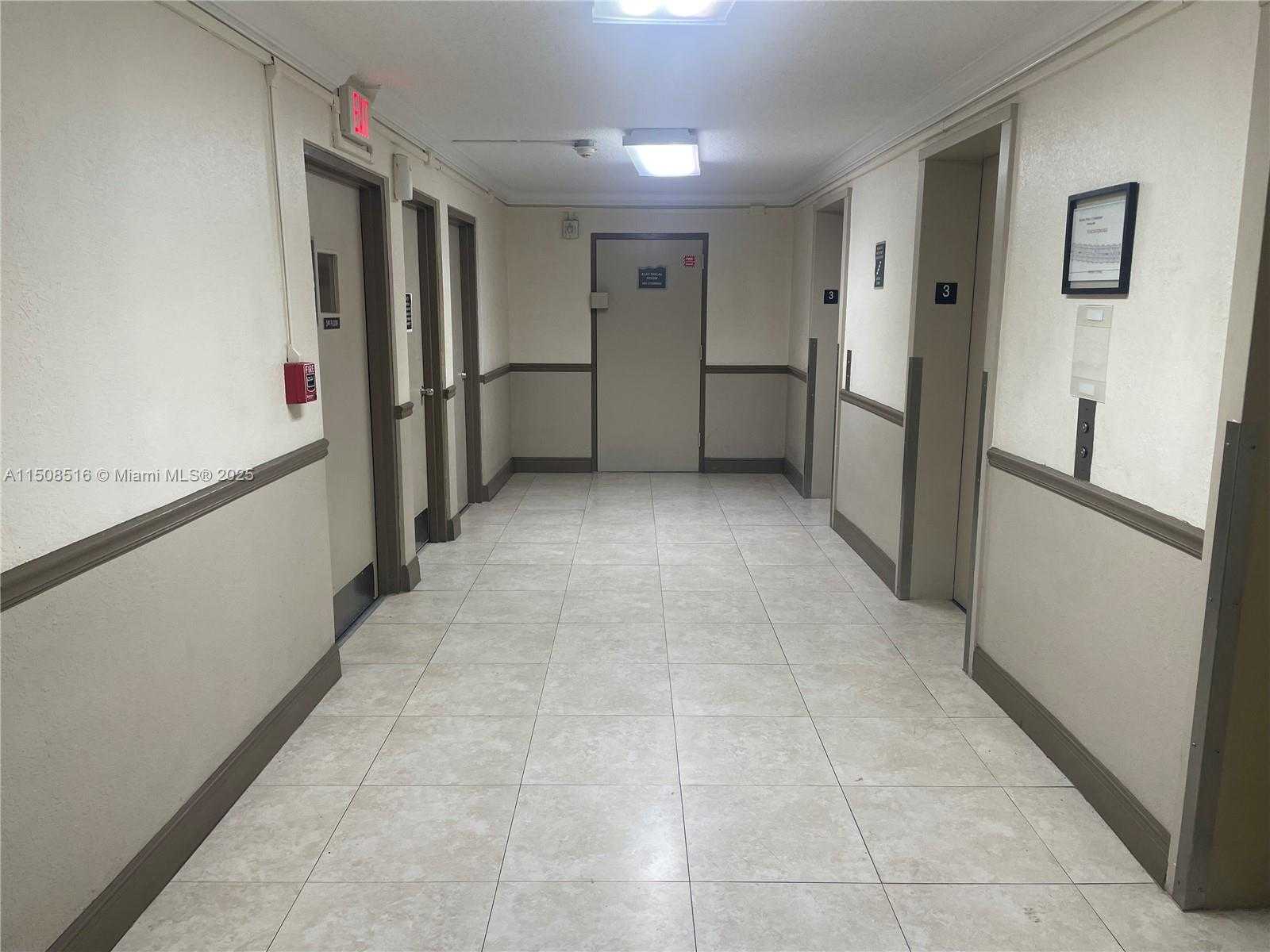 Small Image of 1805 SANS SOUCI BLVD #302, North Miami Number 7