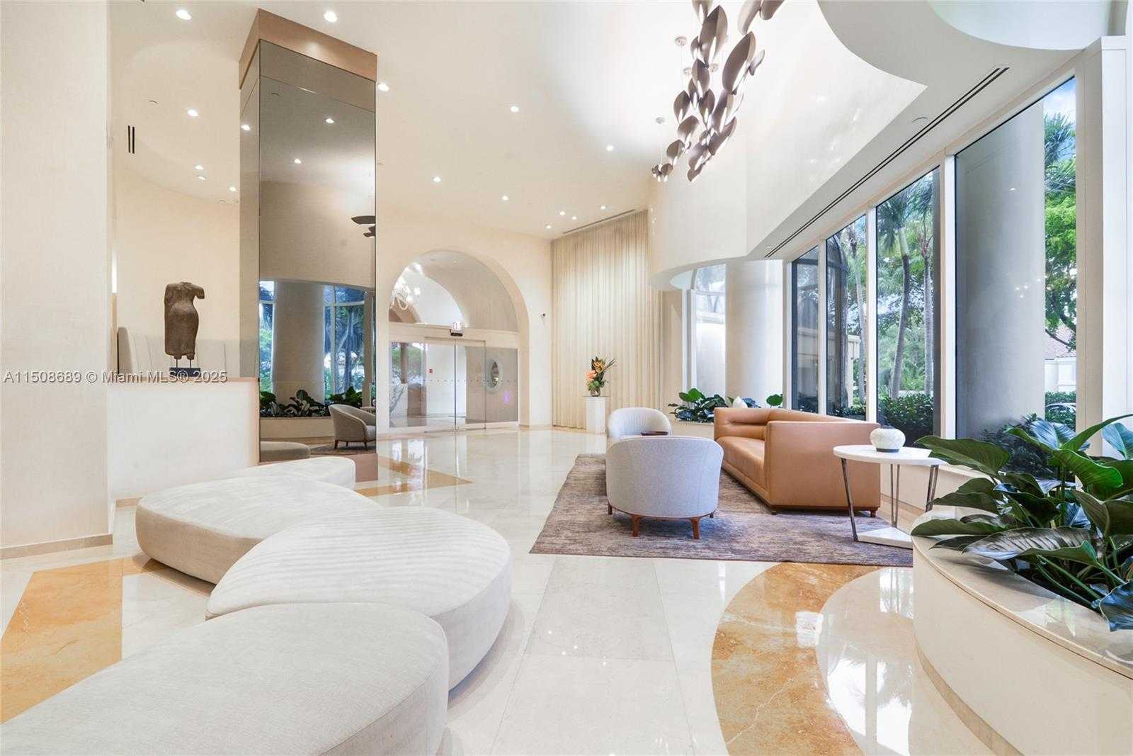Small Image of 19355 TURNBERRY WAY #19F, Aventura Number 8