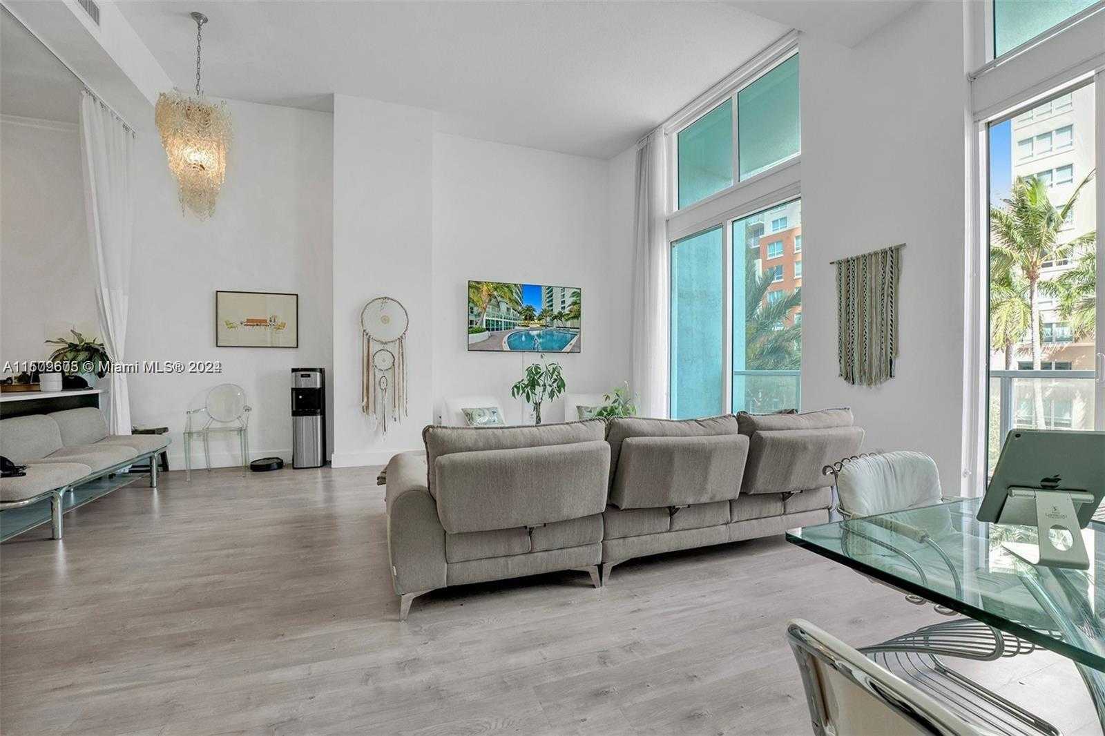 Small Image of 1900 NORTH BAYSHORE DR #508, Miami Number 11