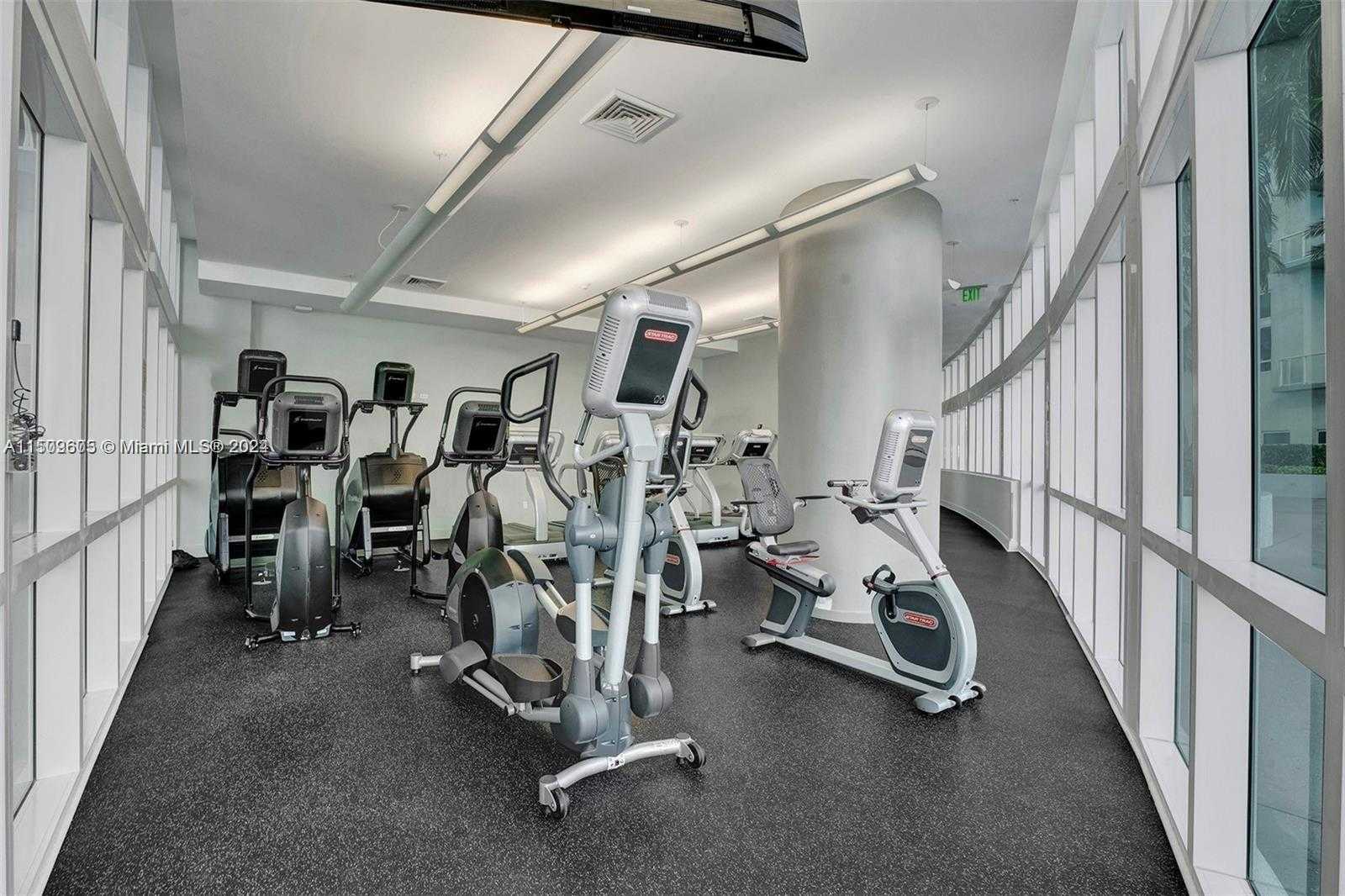 Small Image of 1900 NORTH BAYSHORE DR #508, Miami Number 28