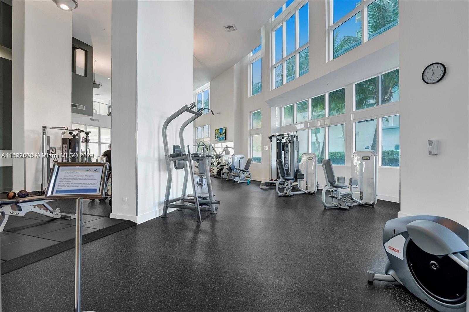 Small Image of 1900 NORTH BAYSHORE DR #508, Miami Number 31