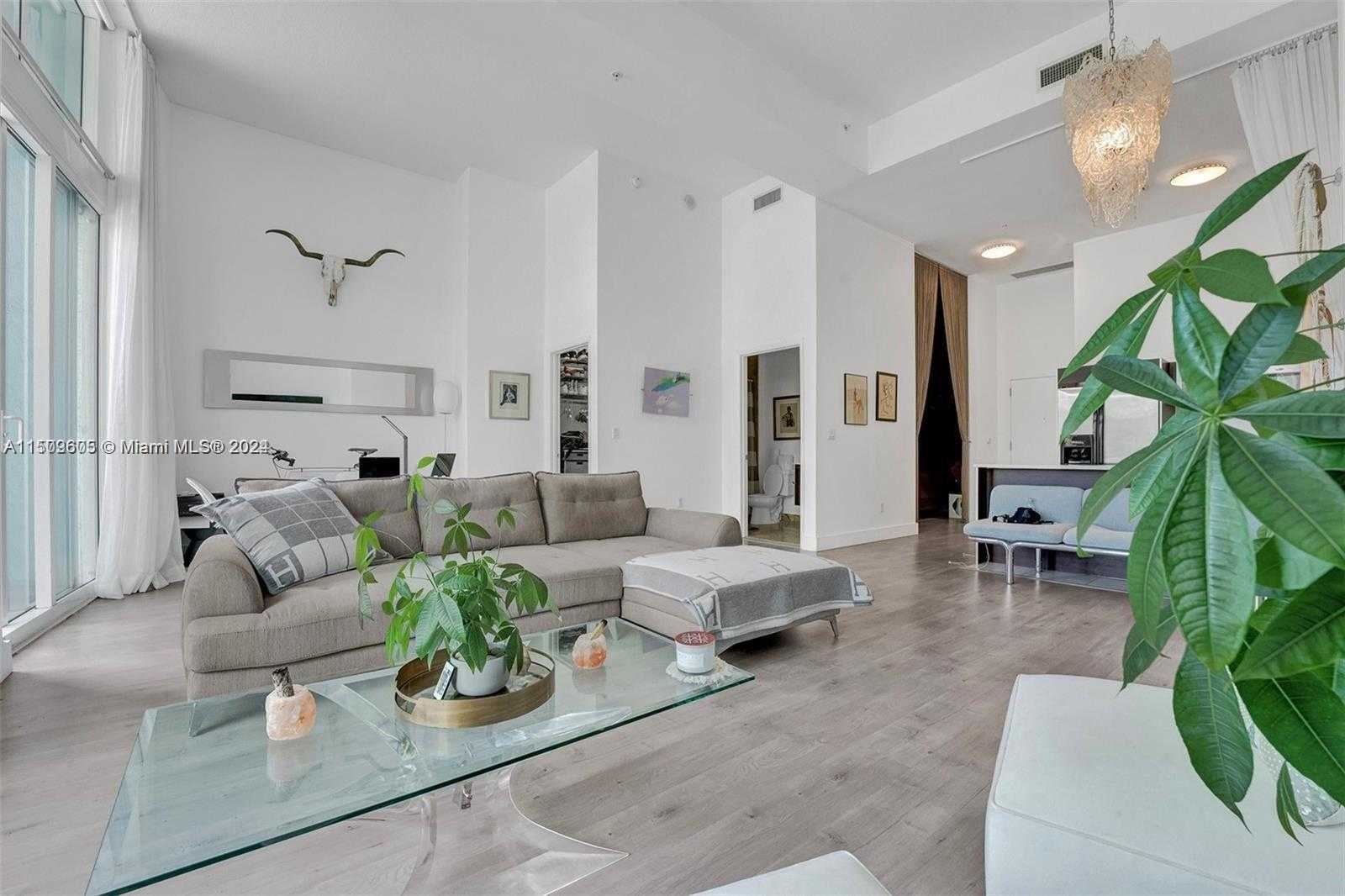 Small Image of 1900 NORTH BAYSHORE DR #508, Miami Number 5