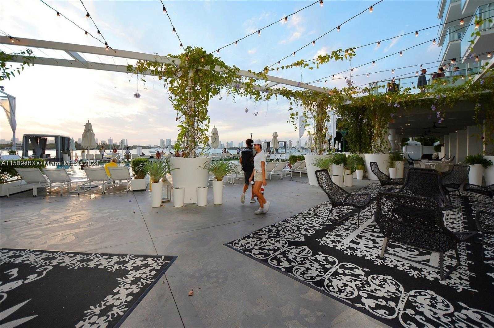 Small Image of 1100 West Ave, Miami Beach, FL 33139, USA Number 13