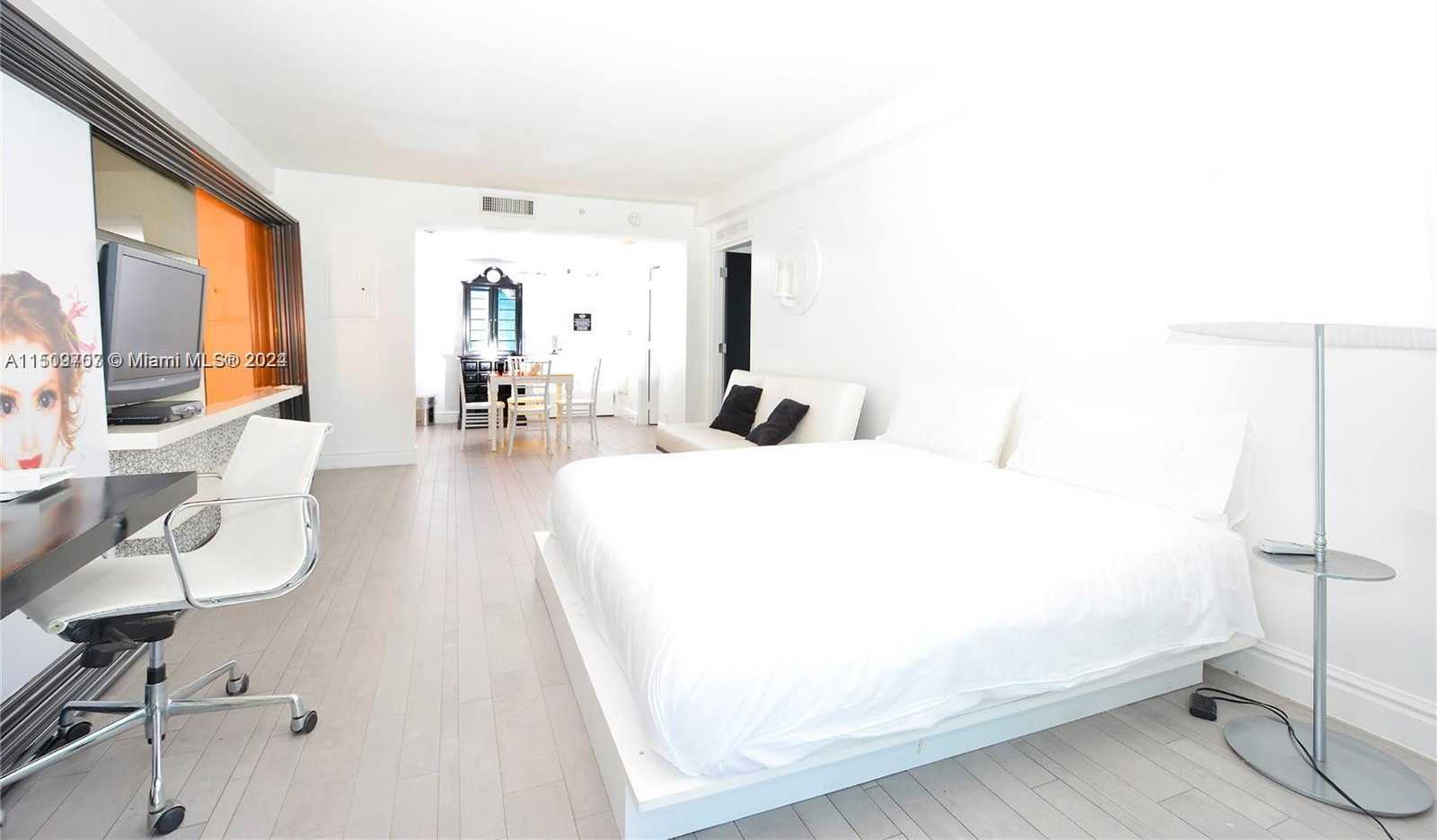 Small Image of 1100 West Ave, Miami Beach, FL 33139, USA Number 4