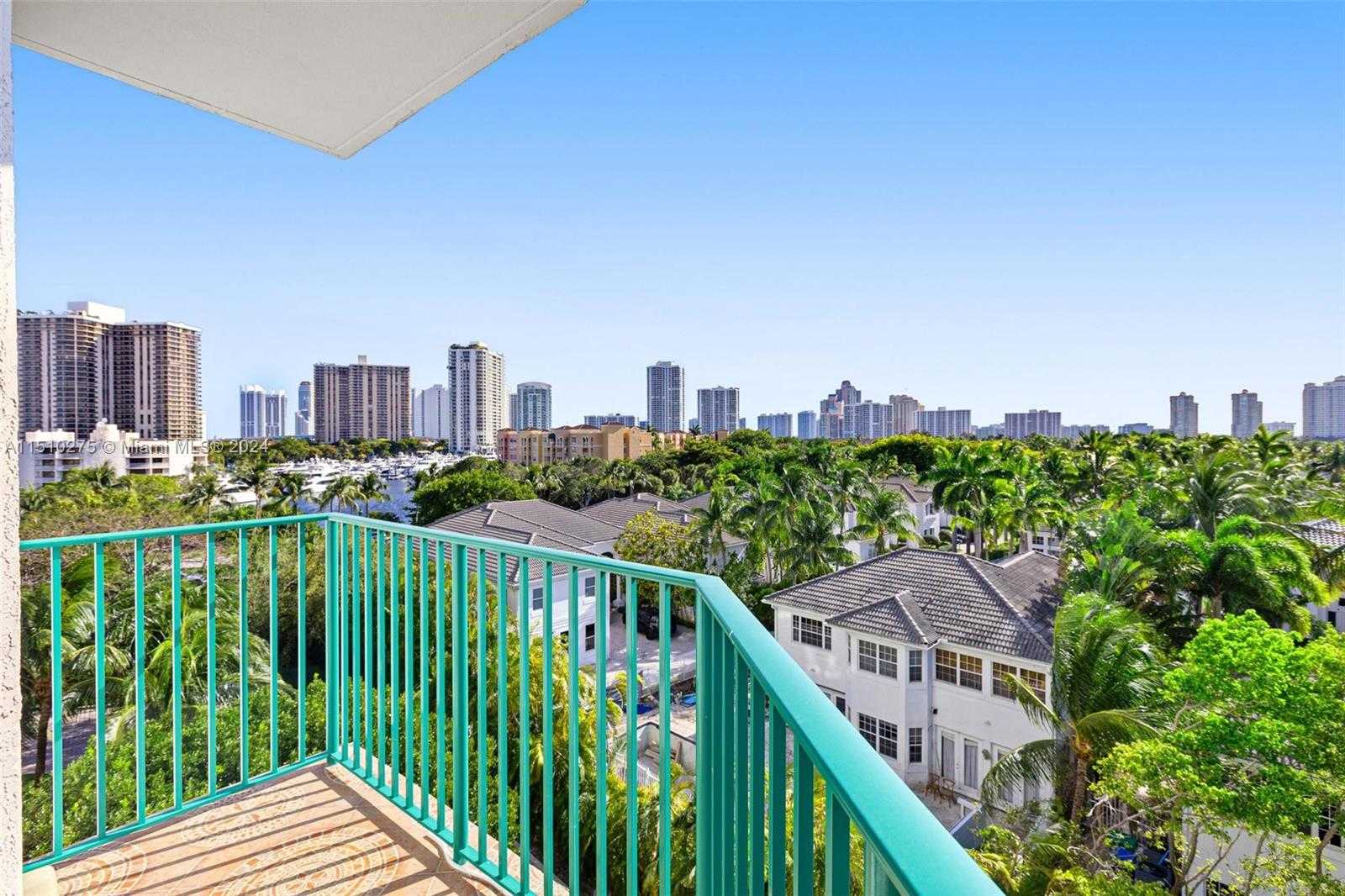 Small Image of 19900 EAST COUNTRY CLUB DR #502, Aventura Number 3
