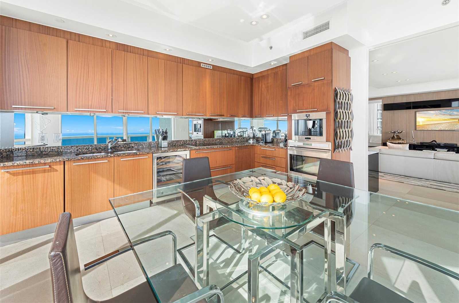 Small Image of 15901 COLLINS AVE #2801, Sunny Isles Beach Number 22