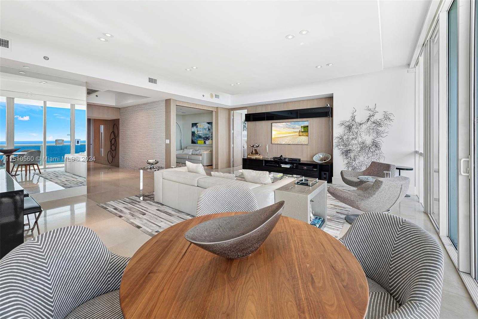 Small Image of 15901 COLLINS AVE #2801, Sunny Isles Beach Number 28