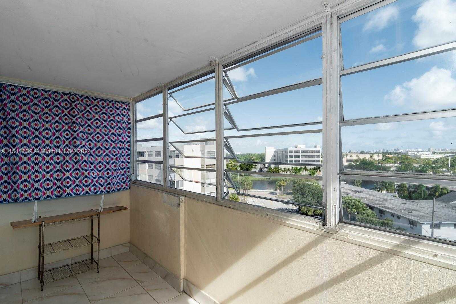 Small Image of 16400 NORTH EAST 17TH AVE #703, North Miami Beach Number 14