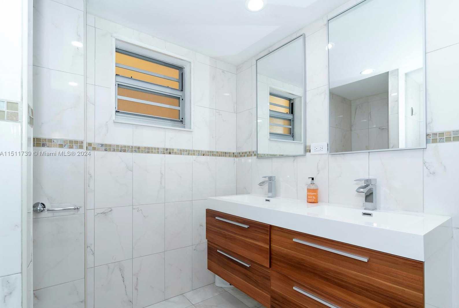 Small Image of 16400 NORTH EAST 17TH AVE #703, North Miami Beach Number 22