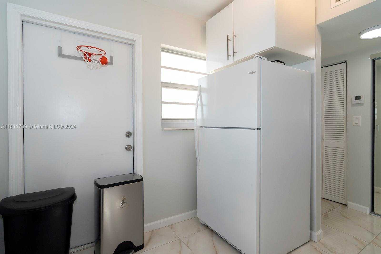 Small Image of 16400 NORTH EAST 17TH AVE #703, North Miami Beach Number 5
