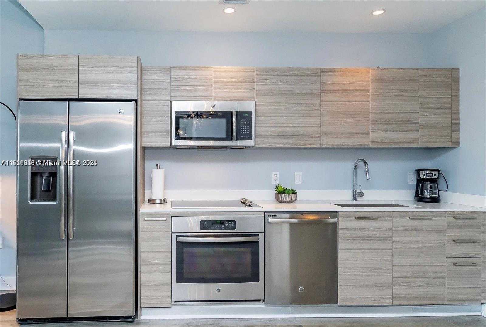 Small Image of 121 NORTH EAST 34TH ST #L302, Miami Number 37