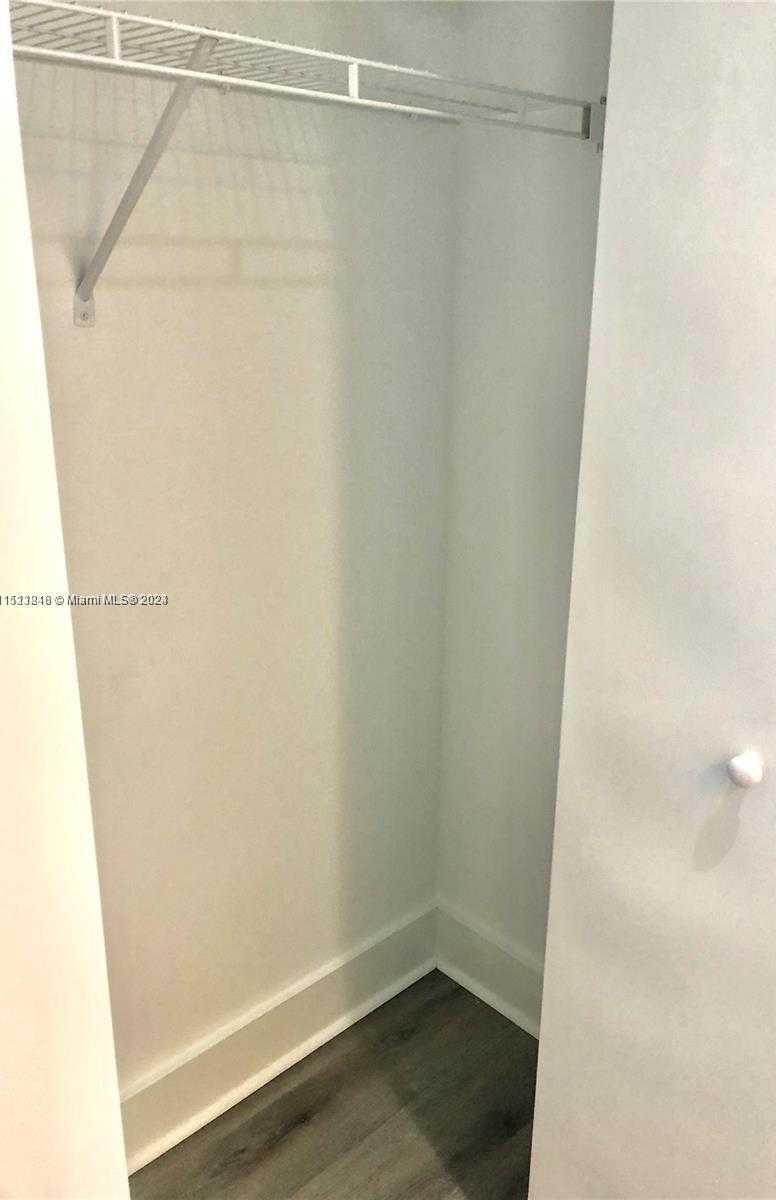 Small Image of 121 NORTH EAST 34TH ST #L302, Miami Number 40