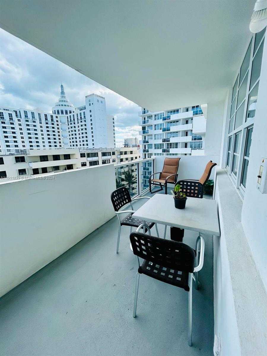Small Image of 100 LINCOLN RD #1034, Miami Beach Number 12