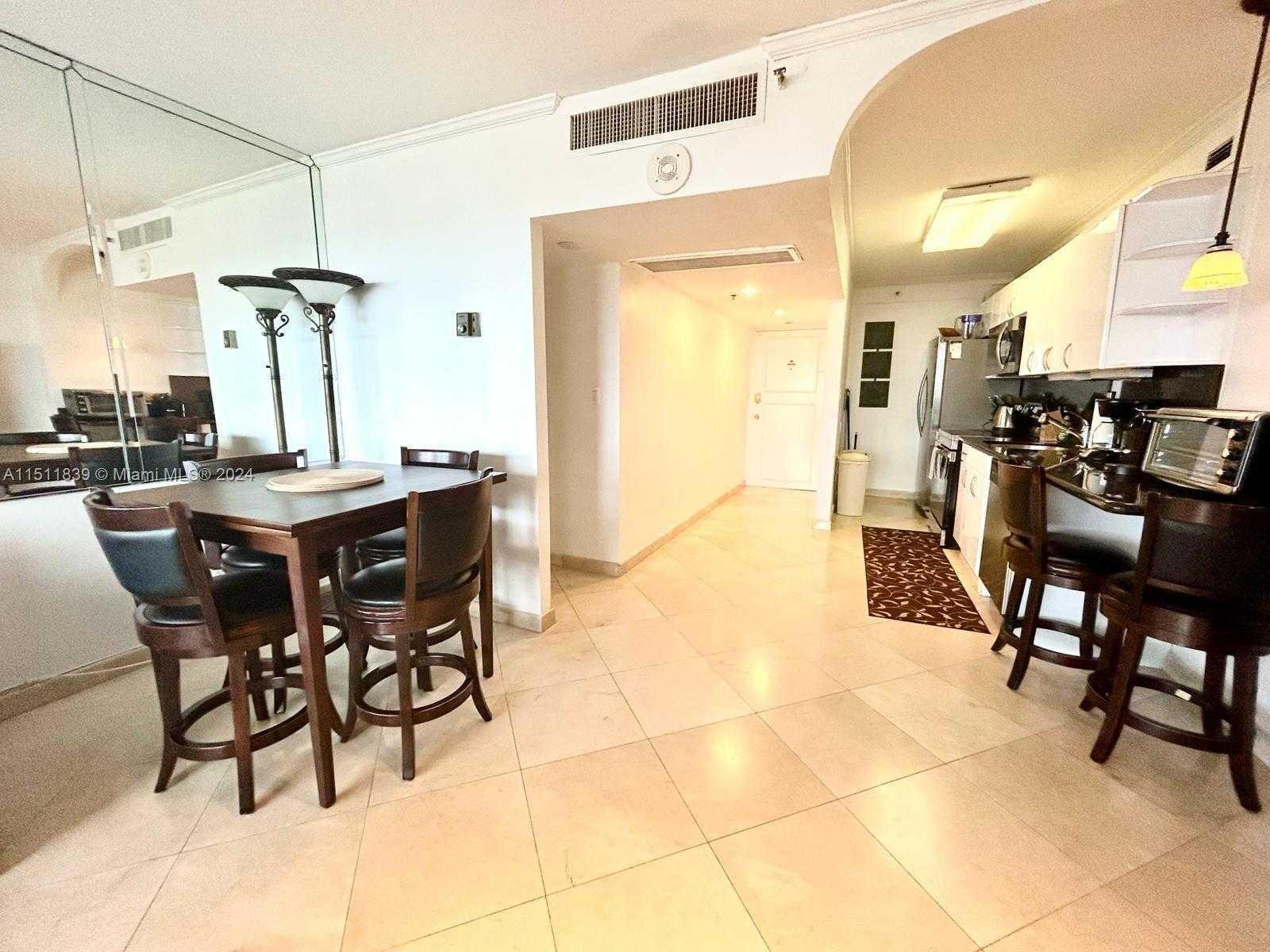 Small Image of 100 LINCOLN RD #1034, Miami Beach Number 3