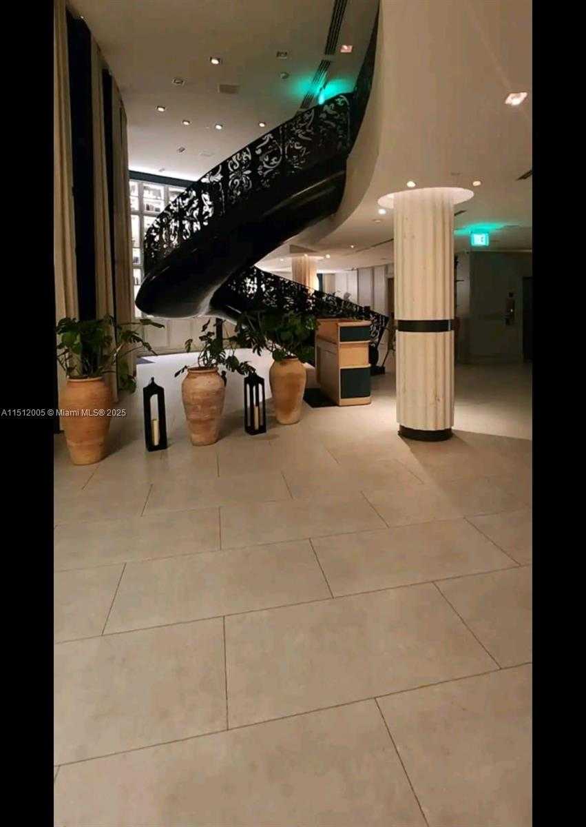 Small Image of 1100 WEST AVE #509, Miami Beach Number 28