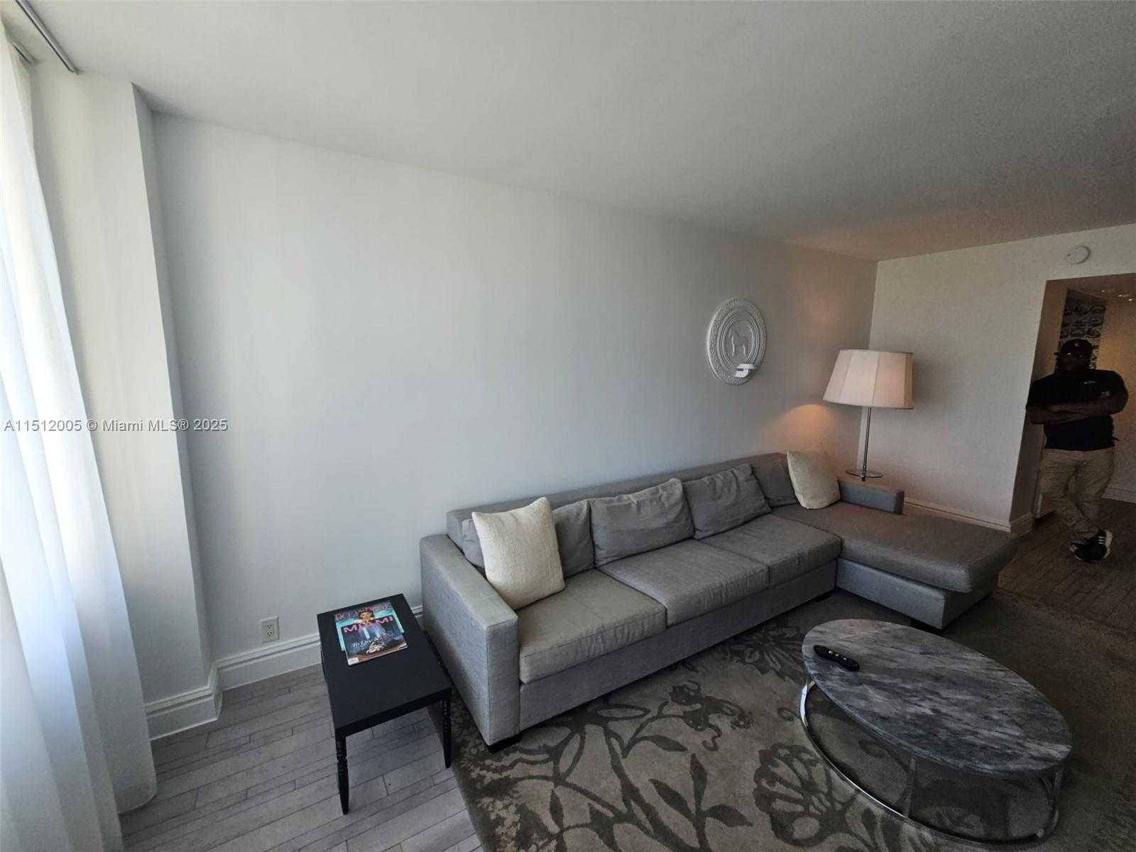 Small Image of 1100 WEST AVE #509, Miami Beach Number 5