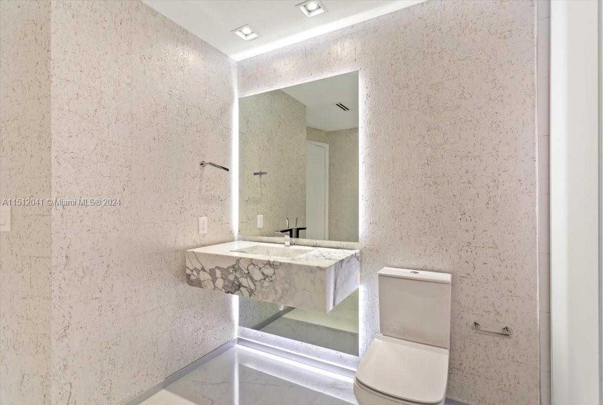 Small Image of 2900 NORTH EAST 7TH AVE #3707, Miami Number 12