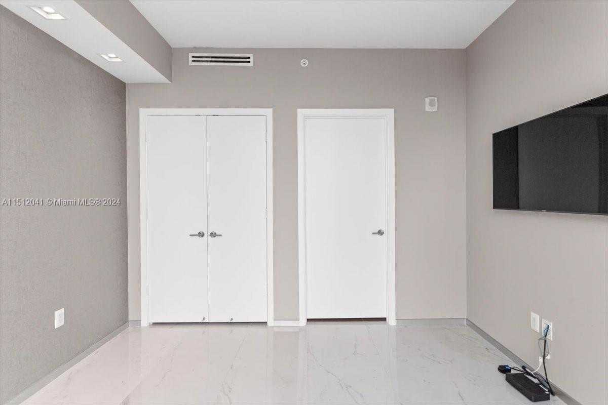 Small Image of 2900 NORTH EAST 7TH AVE #3707, Miami Number 3