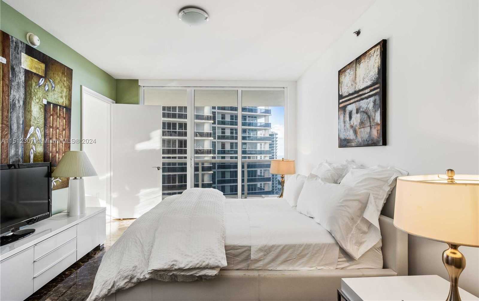 Small Image of 1830 SOUTH OCEAN DR #1908, Hallandale Beach Number 12