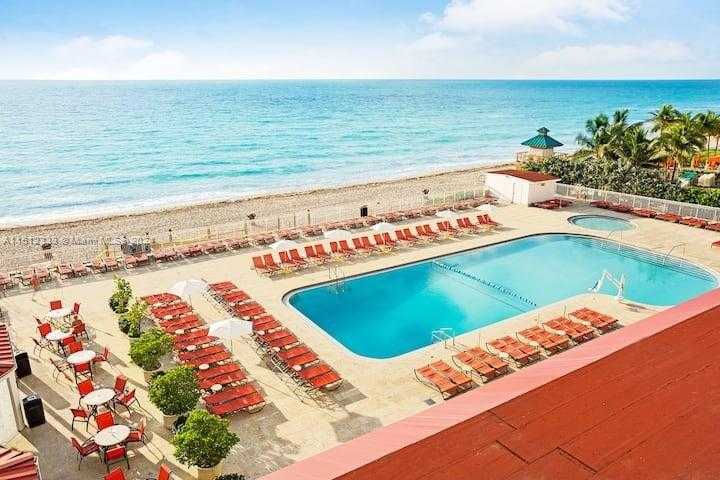 Small Image of 19201 COLLINS AVE #742, Sunny Isles Beach Number 17