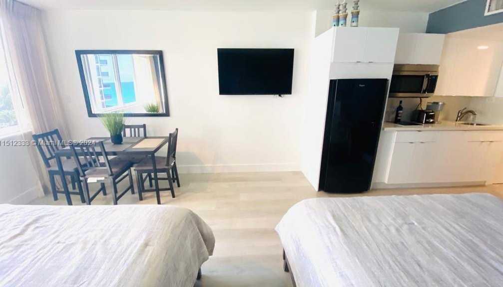 Small Image of 19201 COLLINS AVE #742, Sunny Isles Beach Number 8