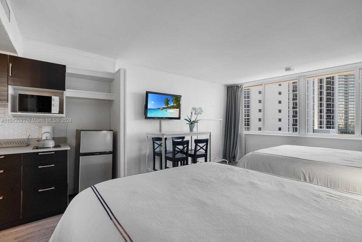 Small Image of 19201 COLLINS AVE #743, Sunny Isles Beach Number 7