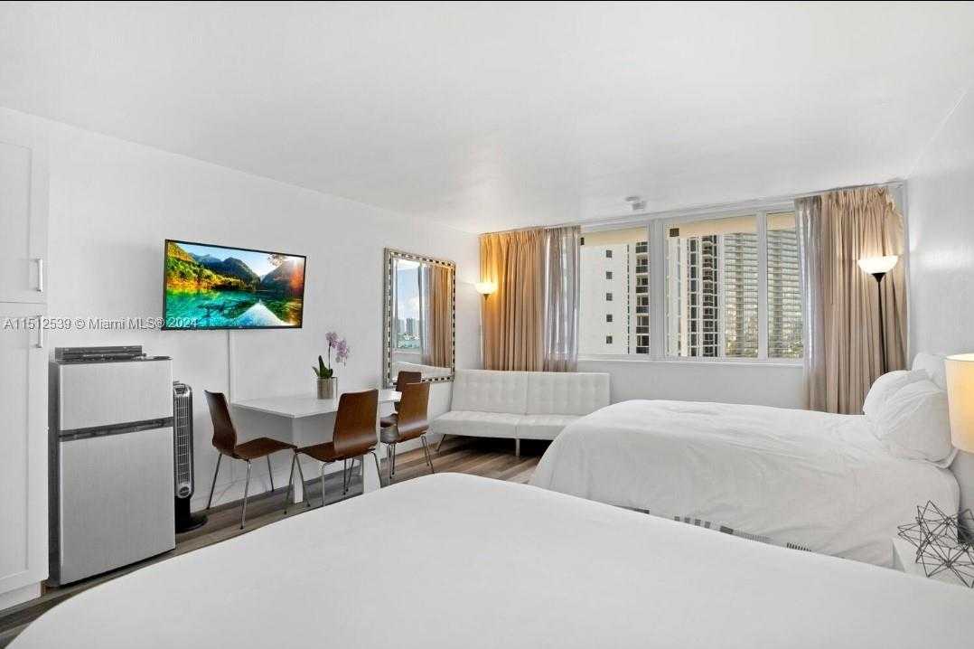 Small Image of 19201 COLLINS AVE, #1143, Sunny Isles Beach Number 2