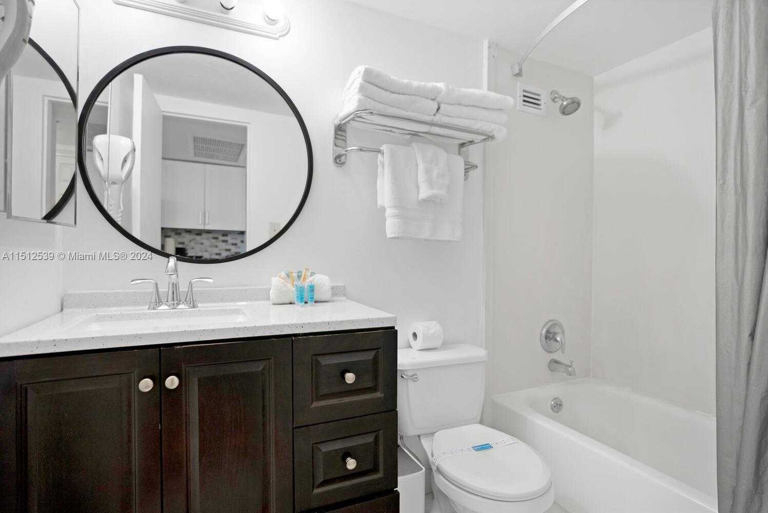 Small Image of 19201 COLLINS AVE, #1143, Sunny Isles Beach Number 5