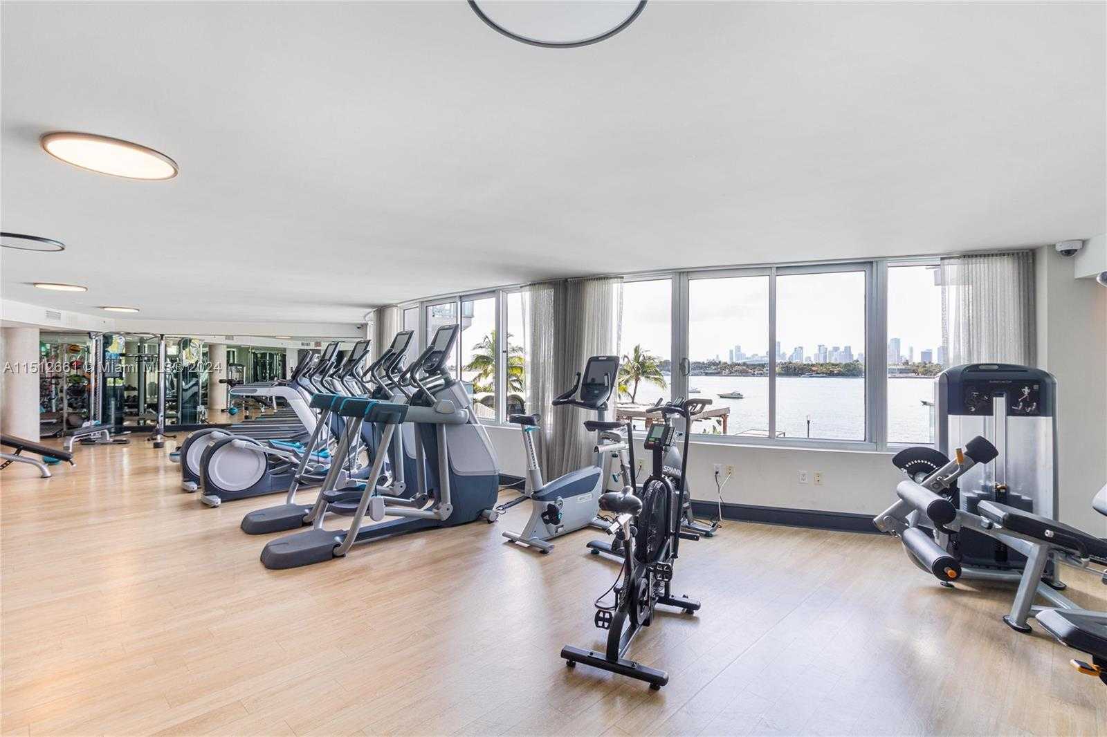 Small Image of 1100 WEST AVE #1122, Miami Beach Number 14