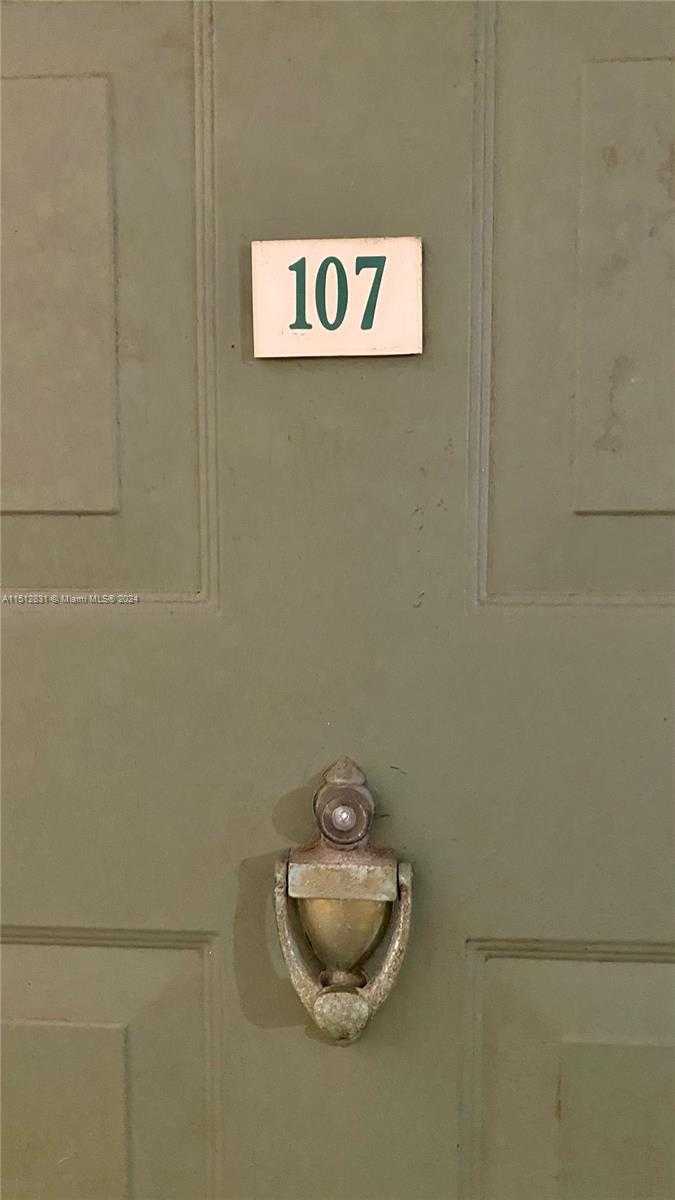 Small Image of 470 SOUTH PARK RD #7-107, Hollywood Number 4