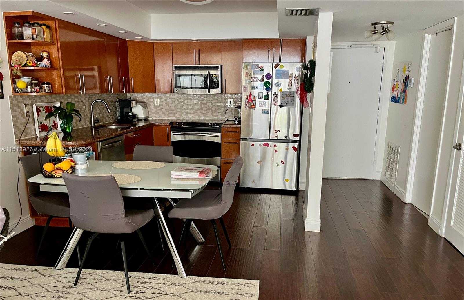 Small Image of 18051 BISCAYNE BLVD #903, Aventura Number 7