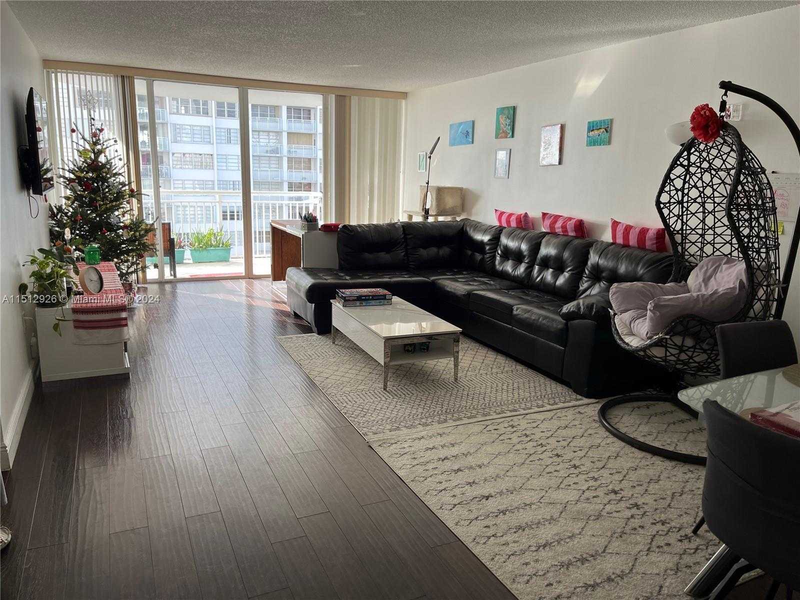 Small Image of 18051 BISCAYNE BLVD #903, Aventura Number 8