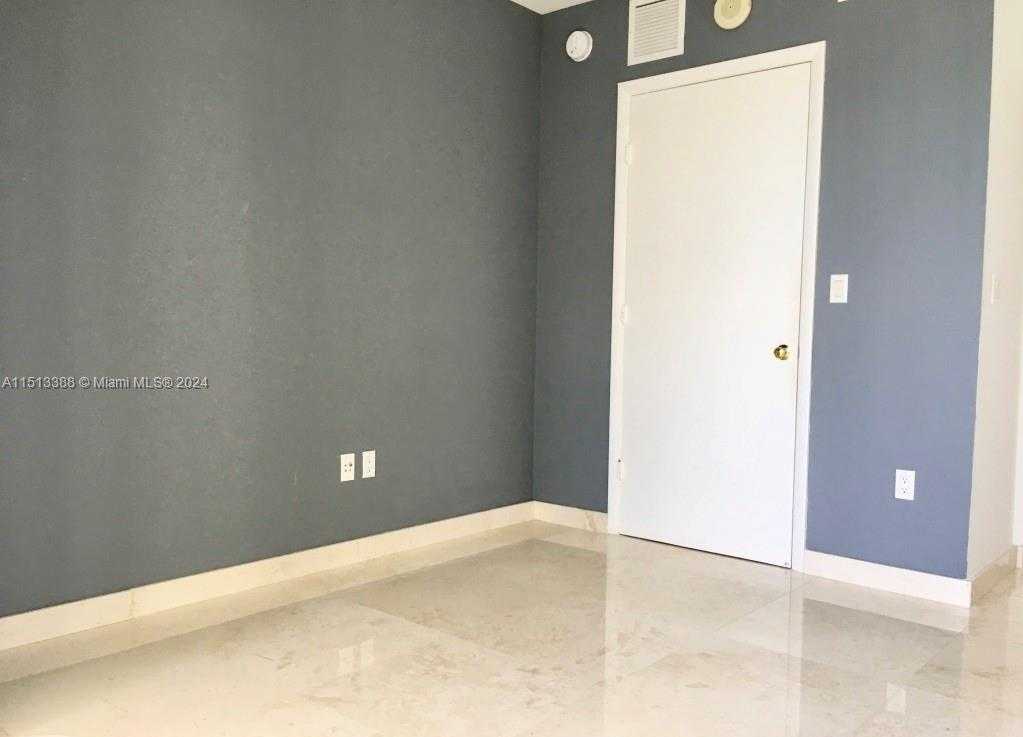 Small Image of 1830 S Ocean Dr, Hallandale Beach, FL 33009, USA Number 13