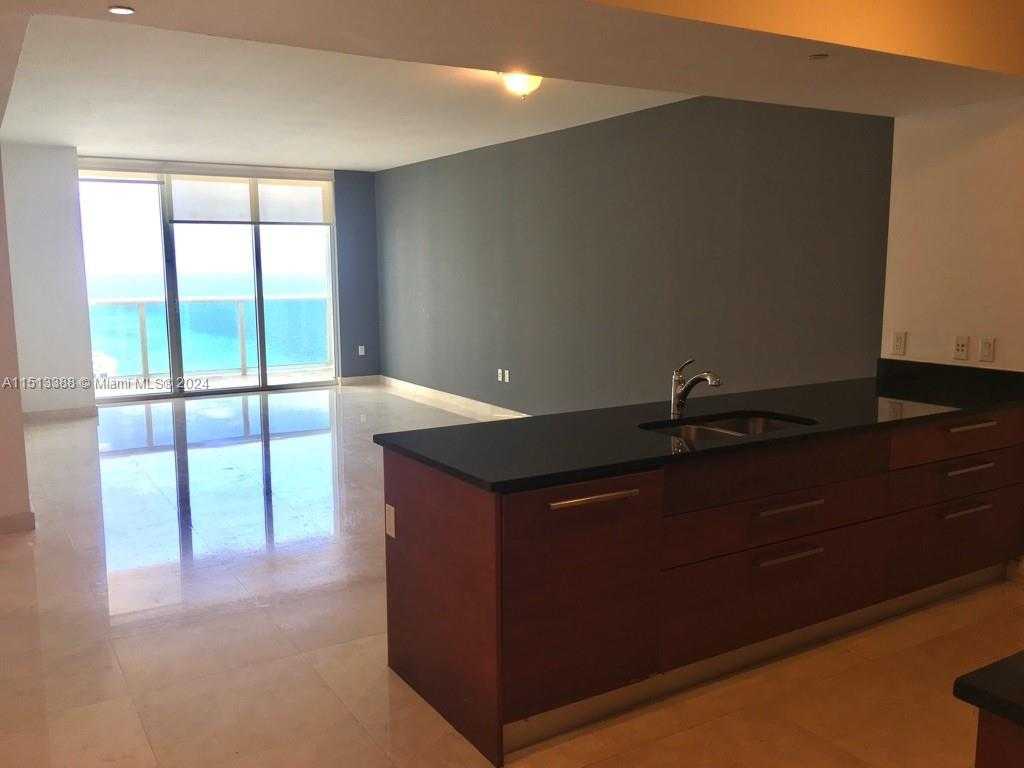 Small Image of 1830 S Ocean Dr, Hallandale Beach, FL 33009, USA Number 6