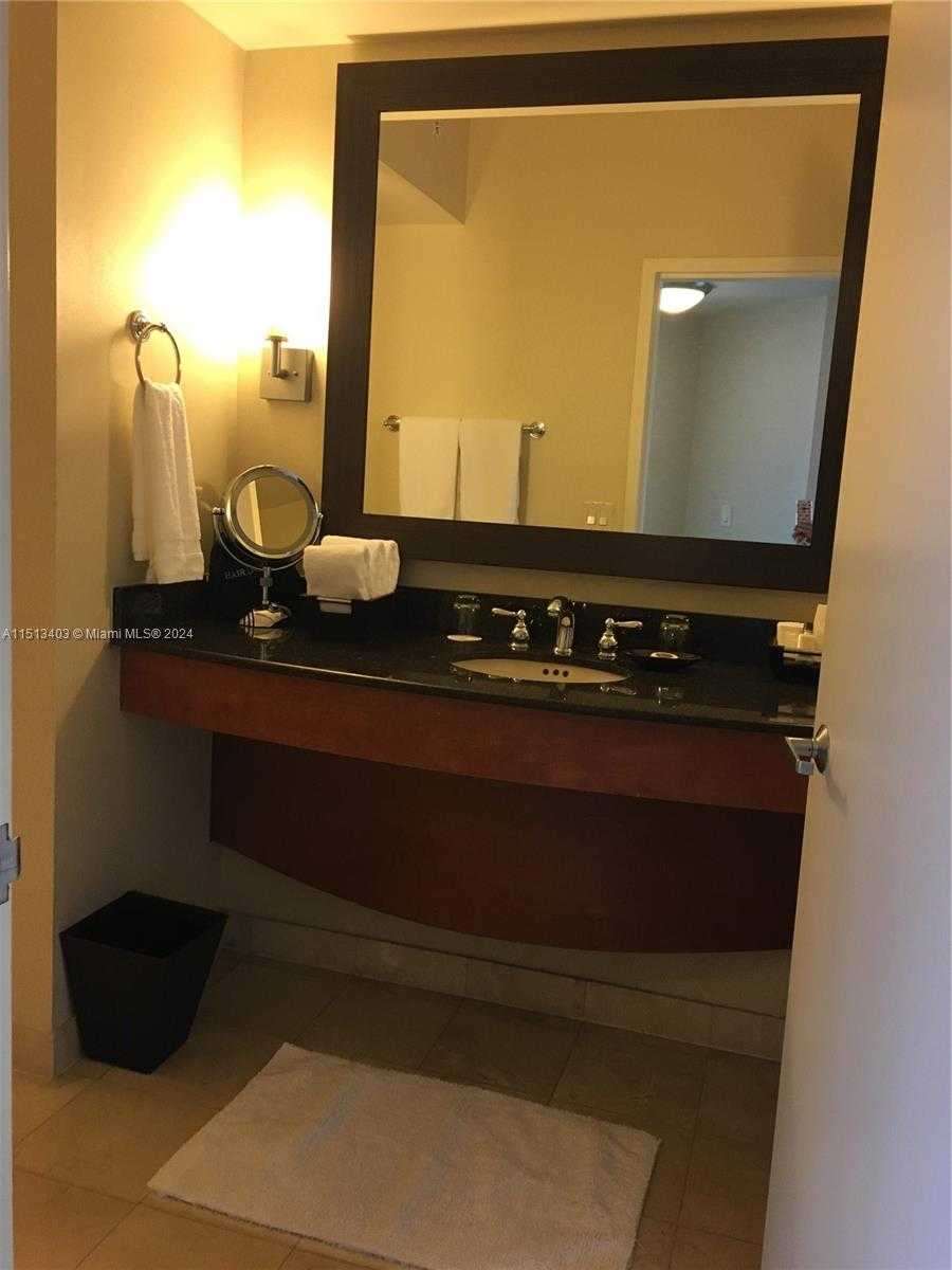 Small Image of 18001 COLLINS AVE #2306, Sunny Isles Beach Number 2