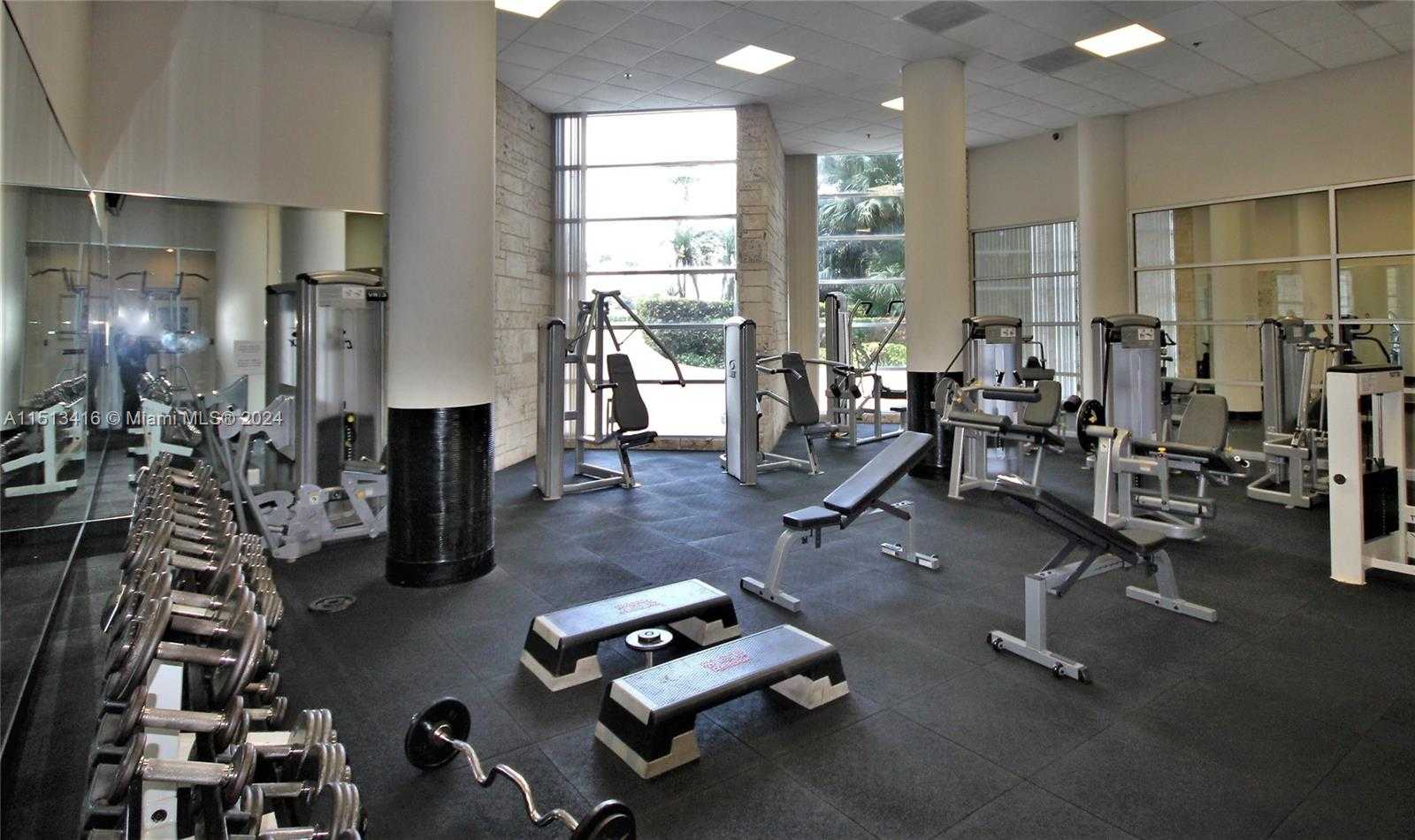 Small Image of 5161 COLLINS AVE #401, Miami Beach Number 43
