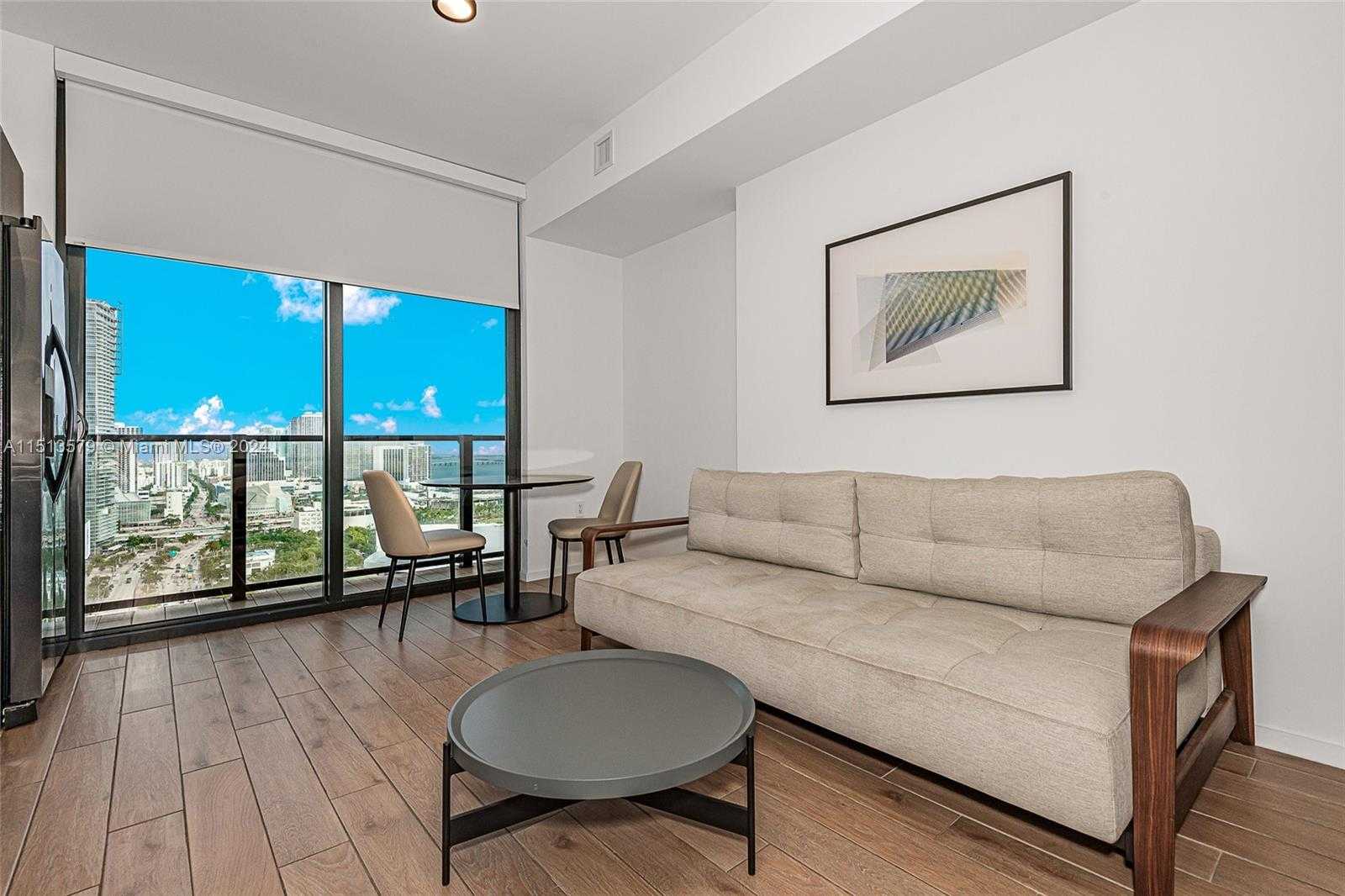 Small Image of Miami Number 8