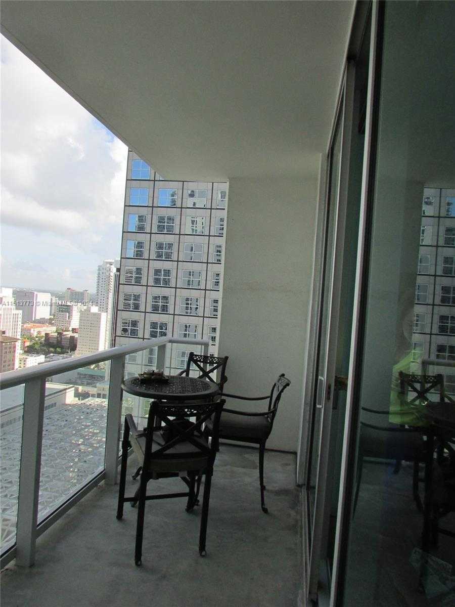 Small Image of 300 SOUTH BISCAYNE BLVD #T-2709, Miami Number 5