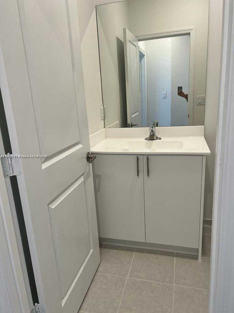 Small Image of 28511 SOUTH WEST 134TH CT #28511, Homestead Number 24