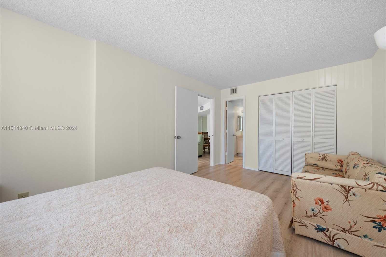 Small Image of 2401 SOUTH OCEAN DR #304, Hollywood Number 11