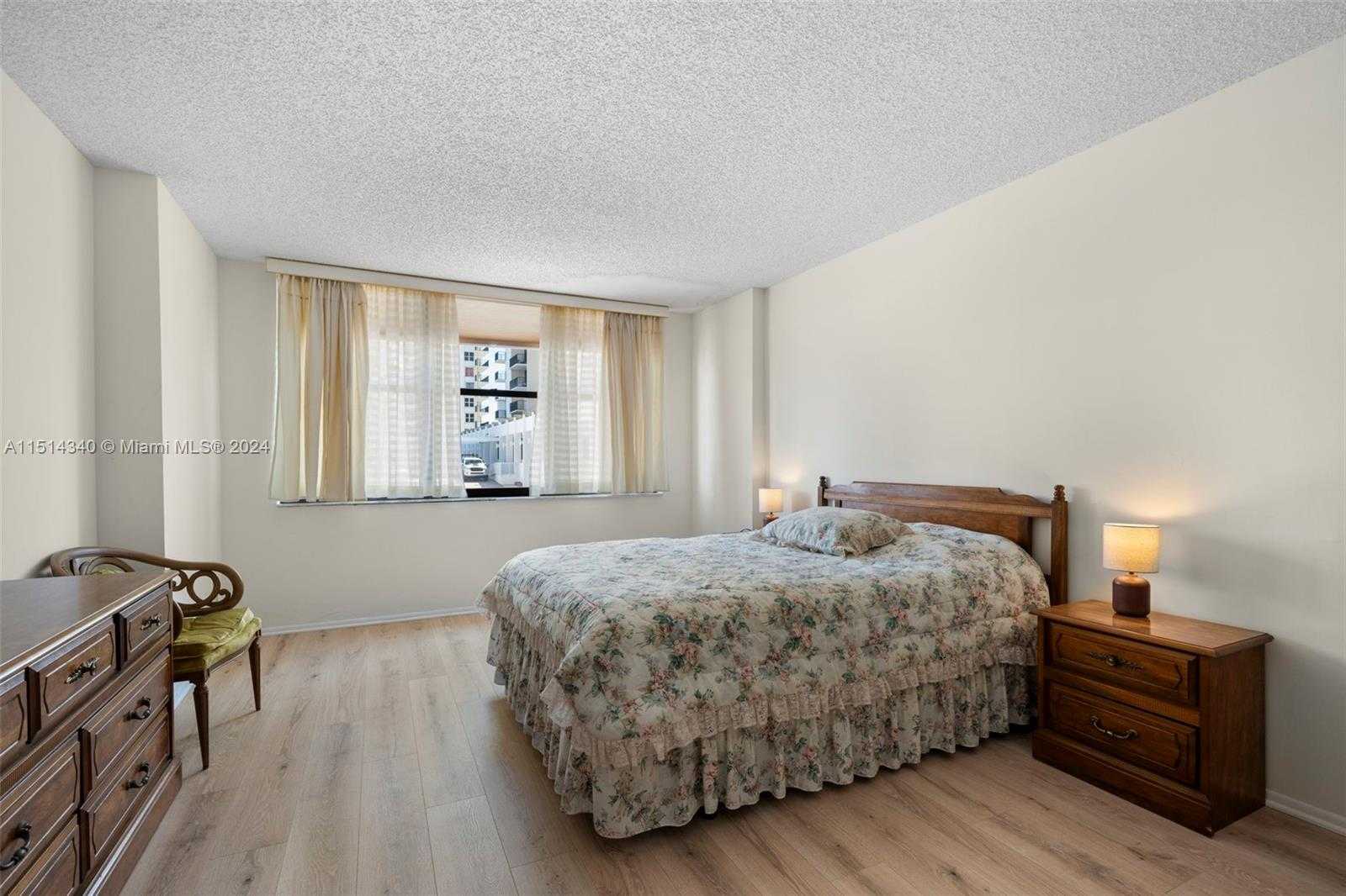 Small Image of 2401 SOUTH OCEAN DR #304, Hollywood Number 14