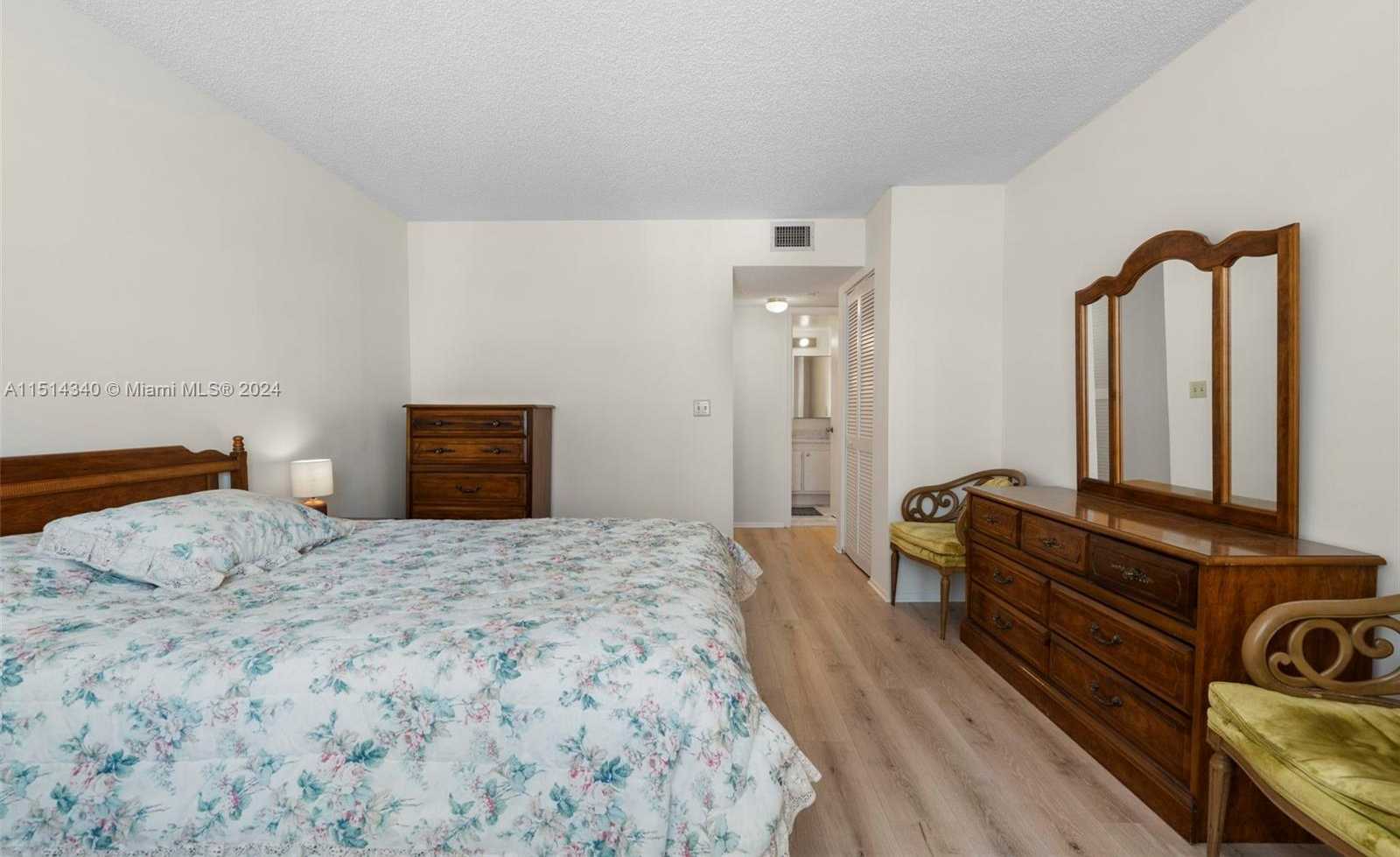 Small Image of 2401 SOUTH OCEAN DR #304, Hollywood Number 16